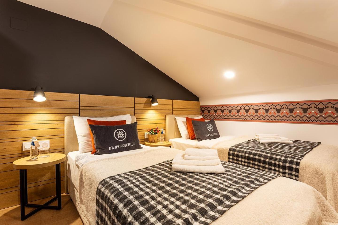 Complex Vazrozhdentsi Hotel Tryavna Ngoại thất bức ảnh